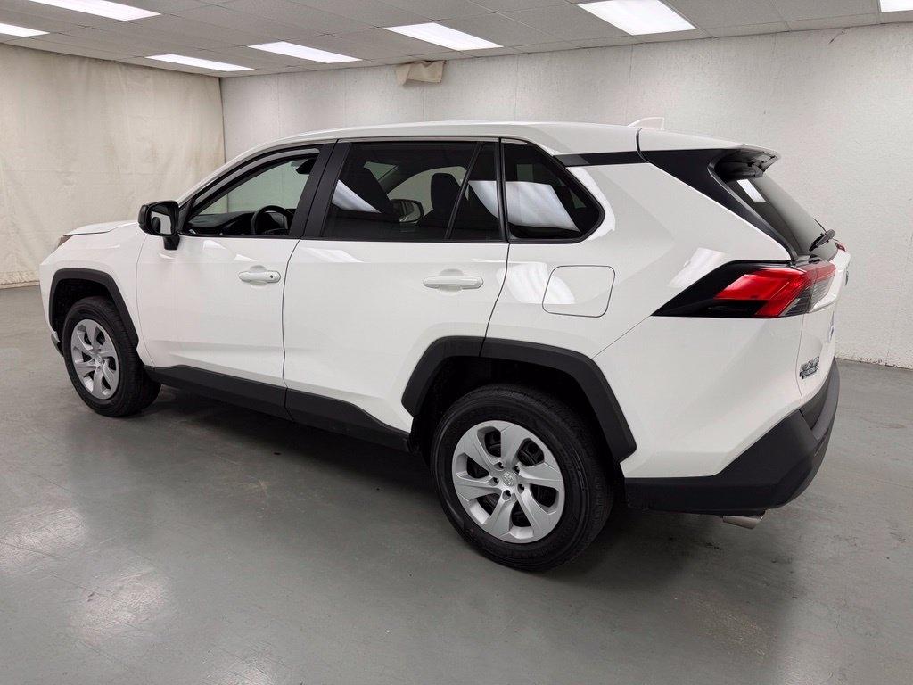 Toyota RAV4  2024