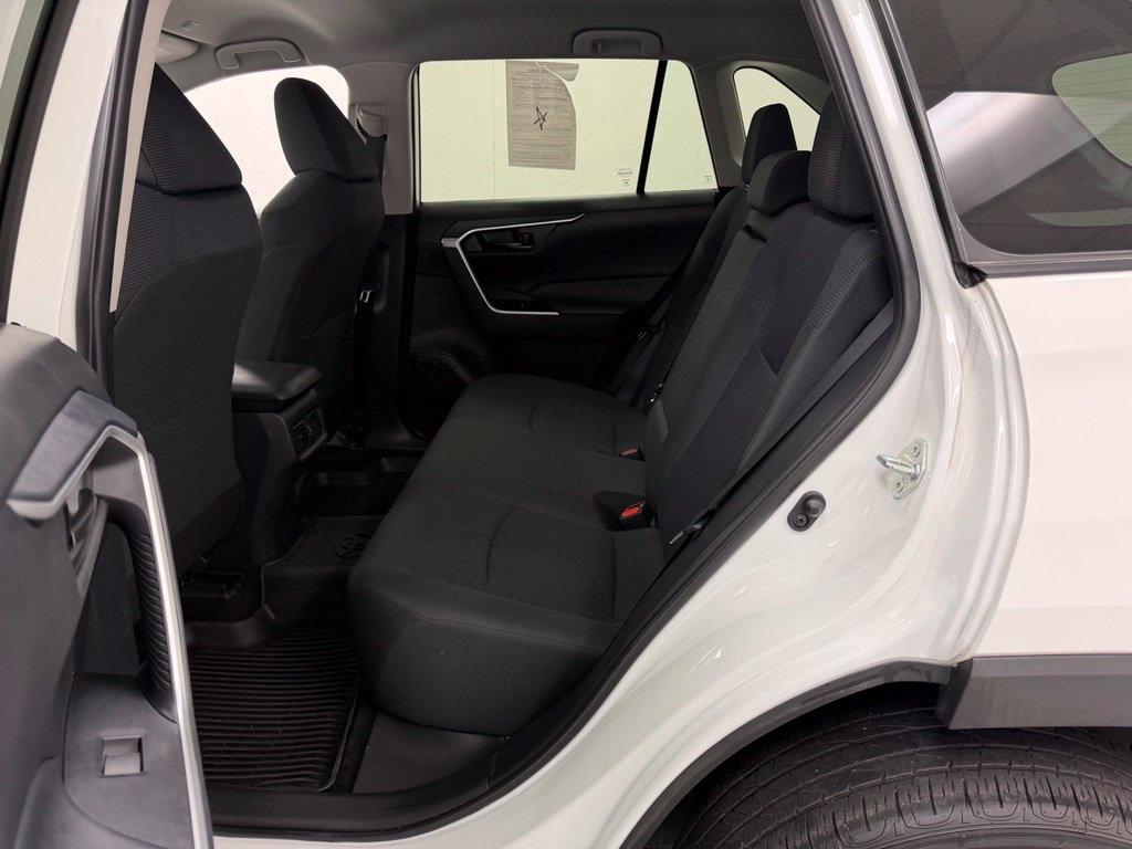 Toyota RAV4  2024