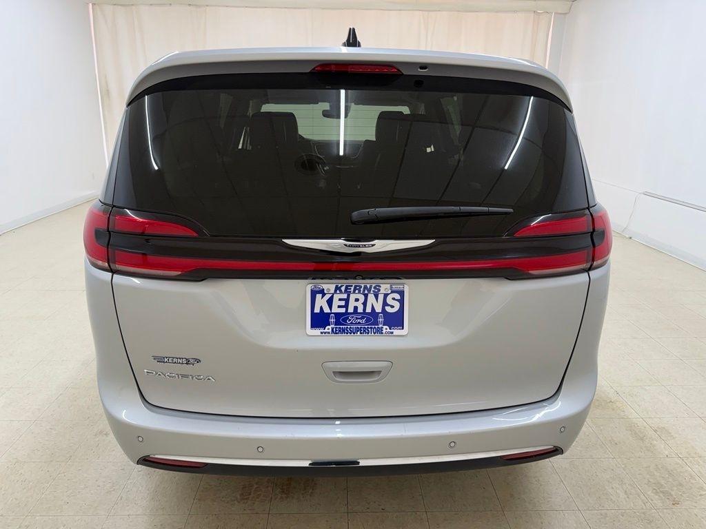 Chrysler Pacifica  2024