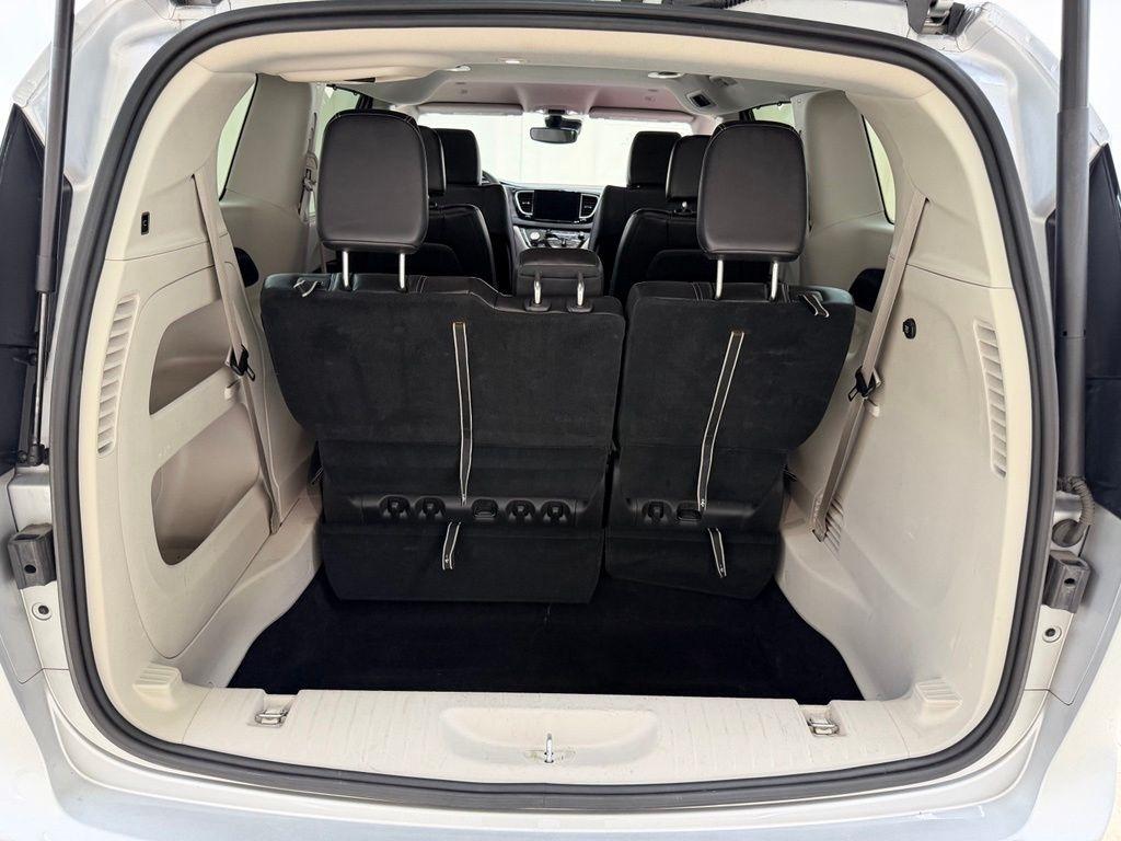 Chrysler Pacifica  2024