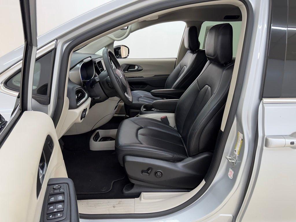Chrysler Pacifica  2024