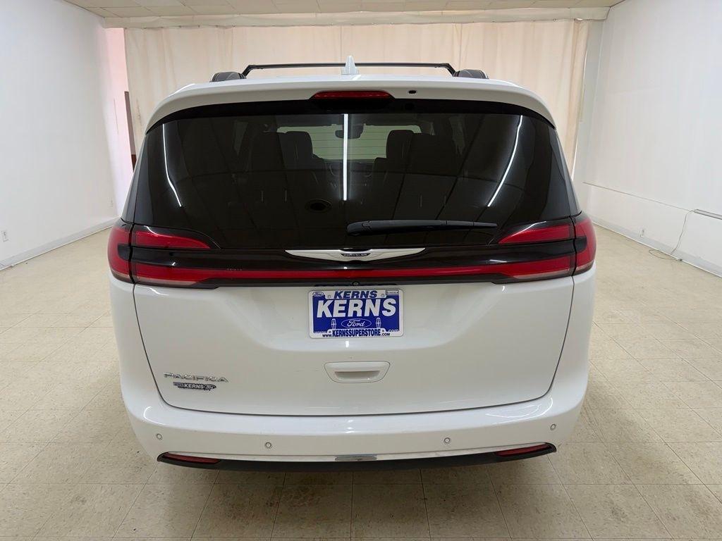 Chrysler Pacifica  2022