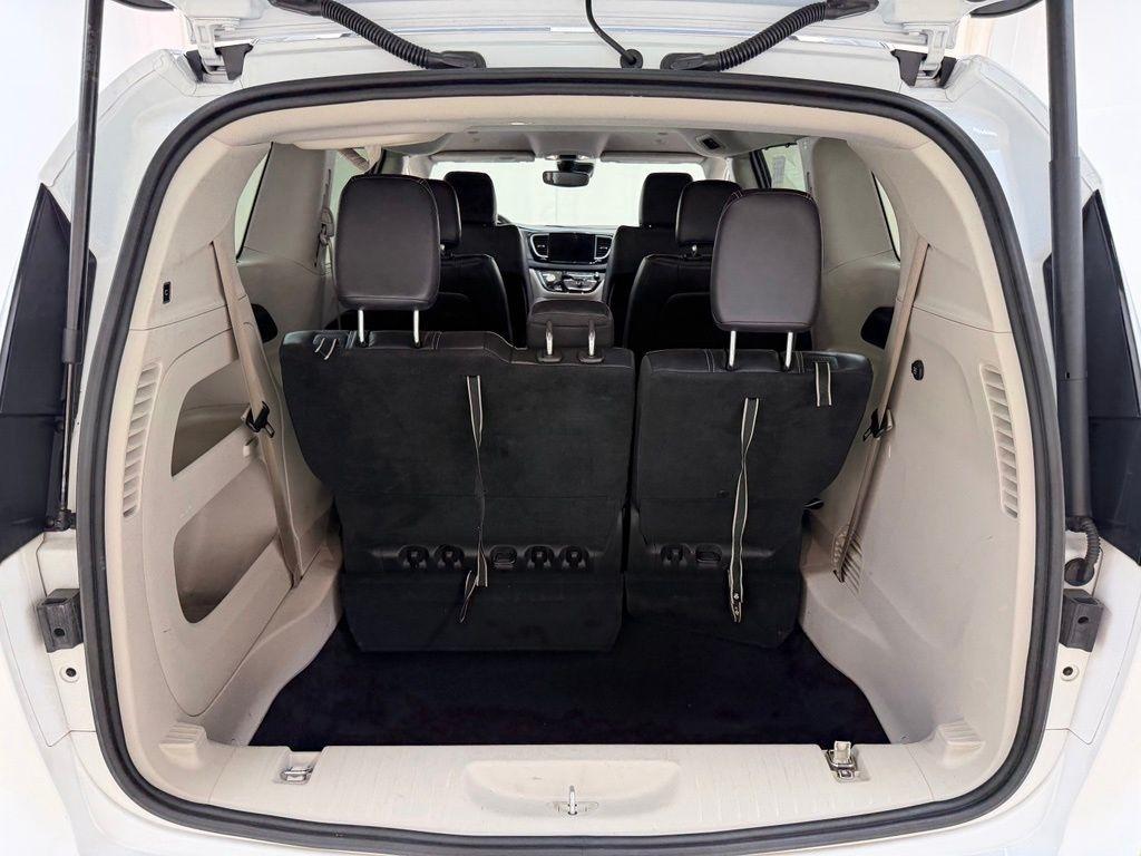 Chrysler Pacifica  2022