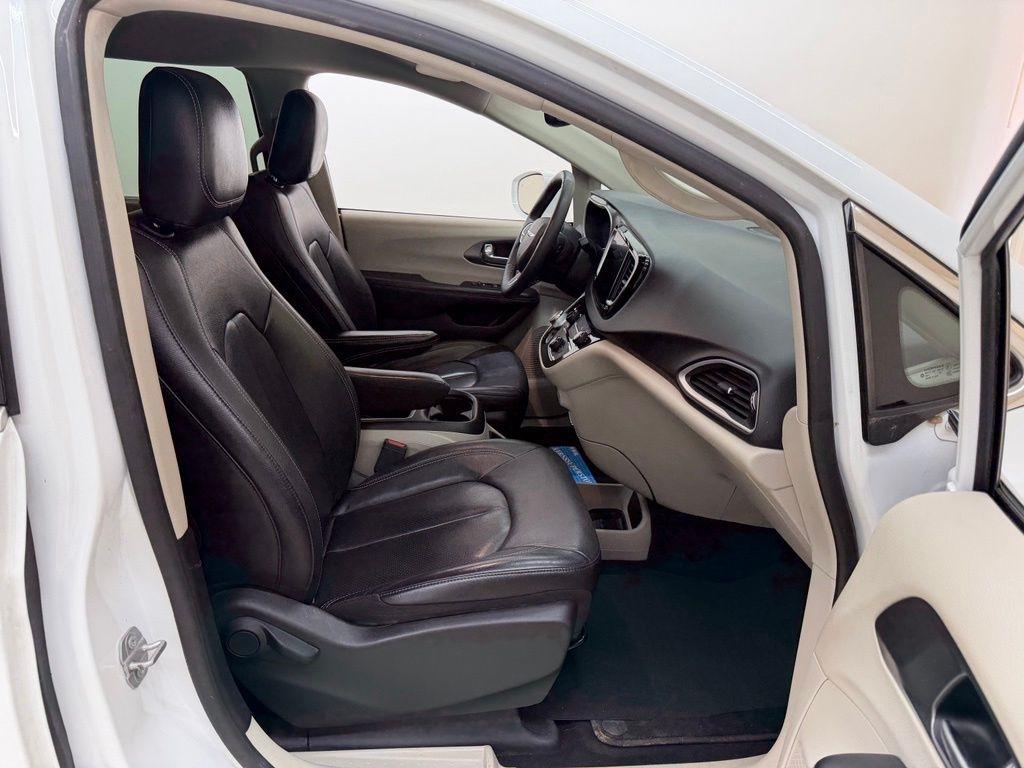 Chrysler Pacifica  2022