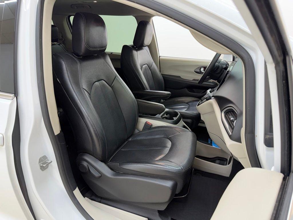 Chrysler Pacifica  2022