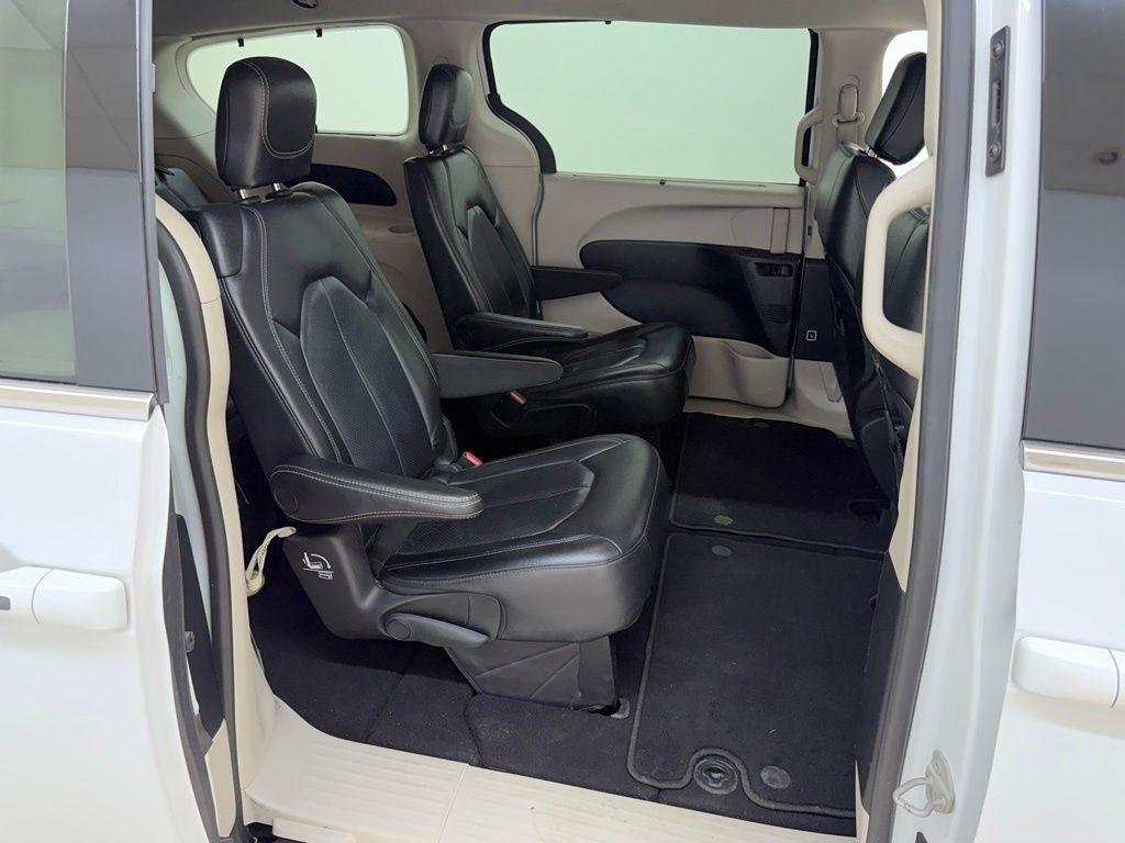 Chrysler Pacifica  2022