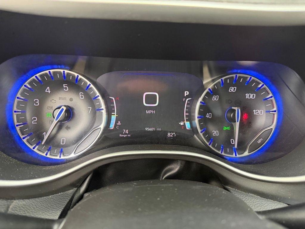 Chrysler Pacifica  2022