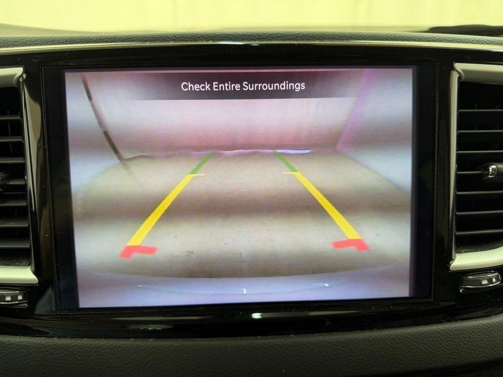Chrysler Pacifica  2022