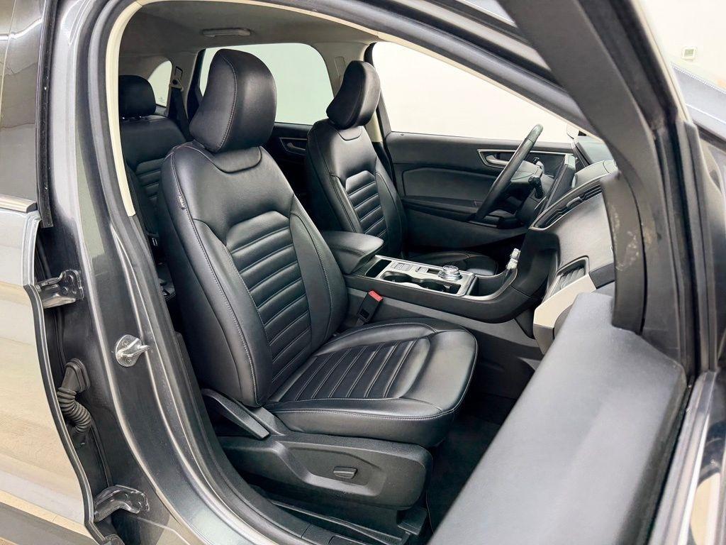 Ford Edge  2022