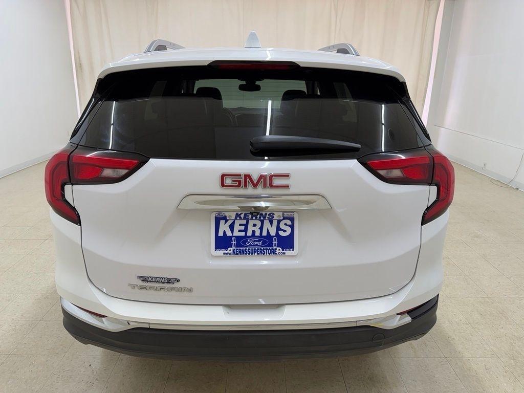 GMC Terrain  2021
