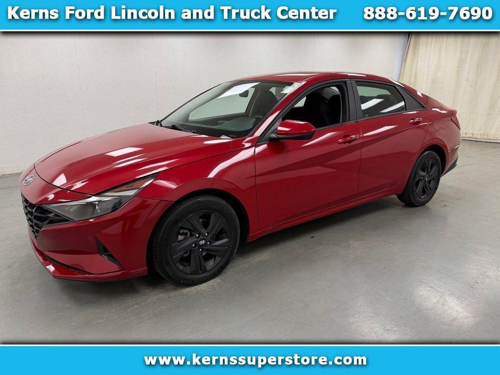 2022 Hyundai Elantra 