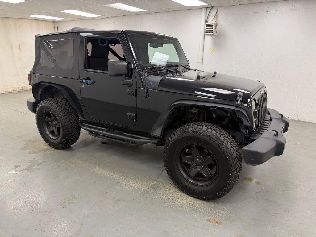 Jeep Wrangler  2011