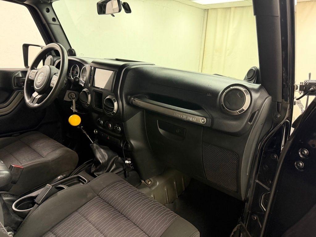 Jeep Wrangler  2011