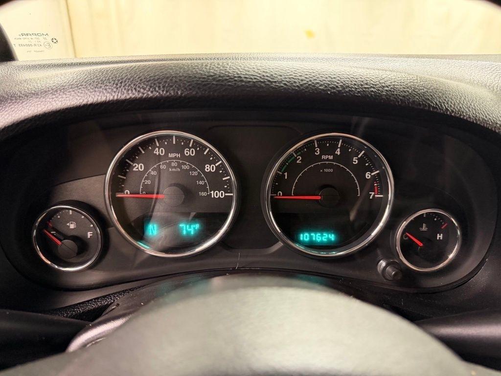 Jeep Wrangler  2011