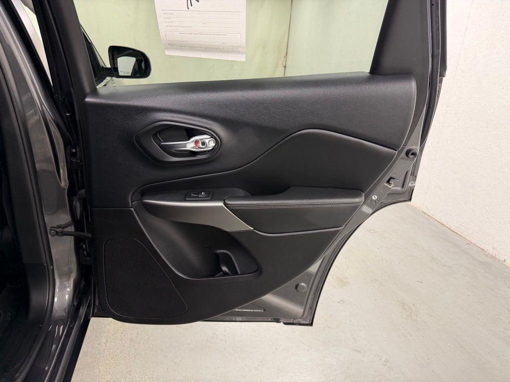 Jeep Cherokee  2019