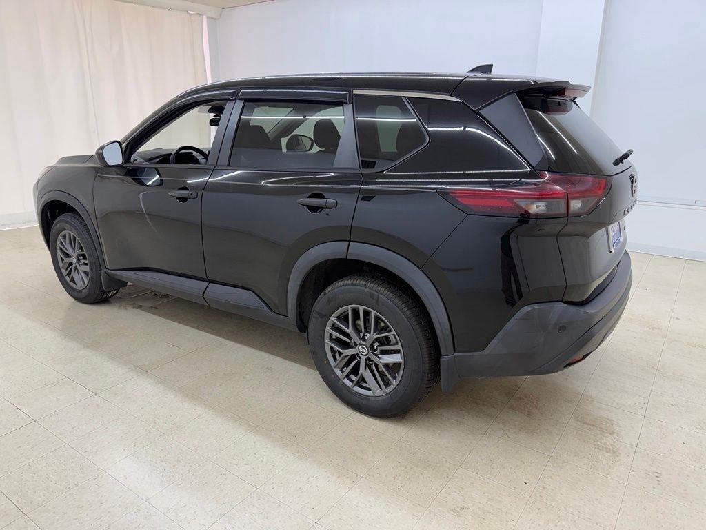 Nissan Rogue  2021