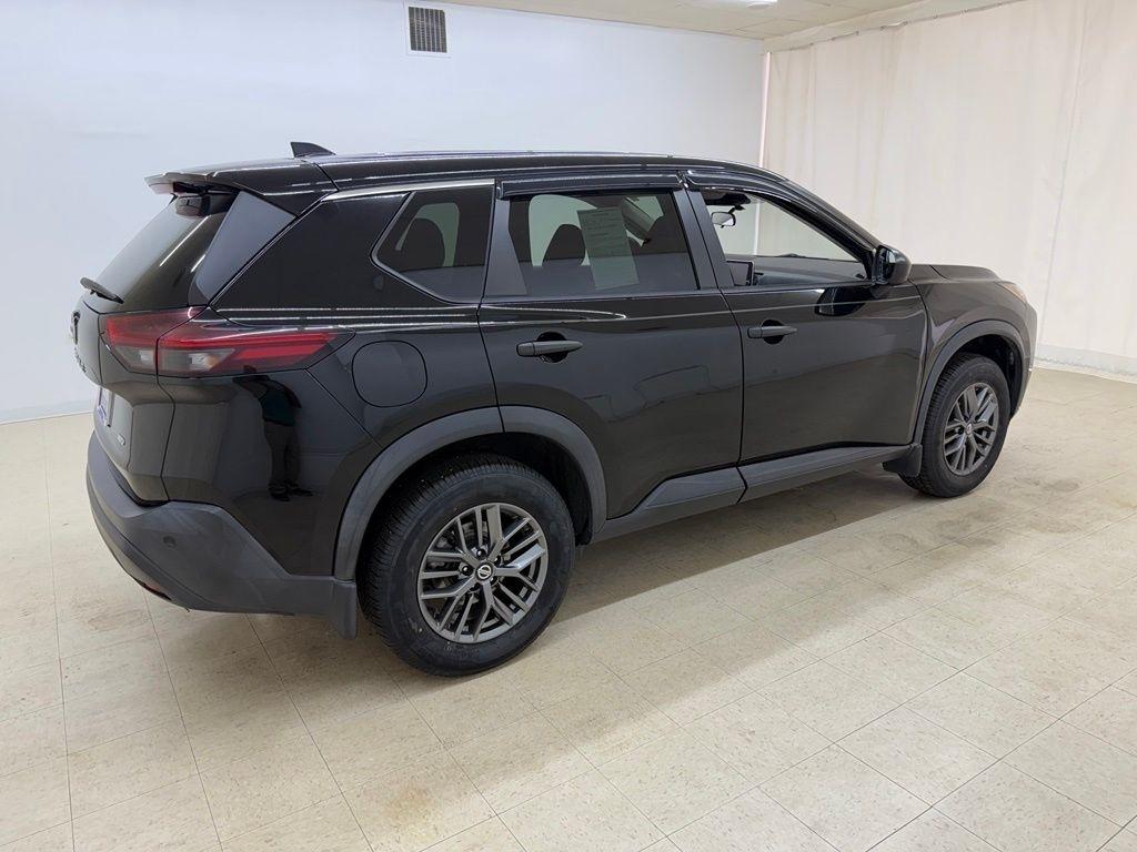 Nissan Rogue  2021