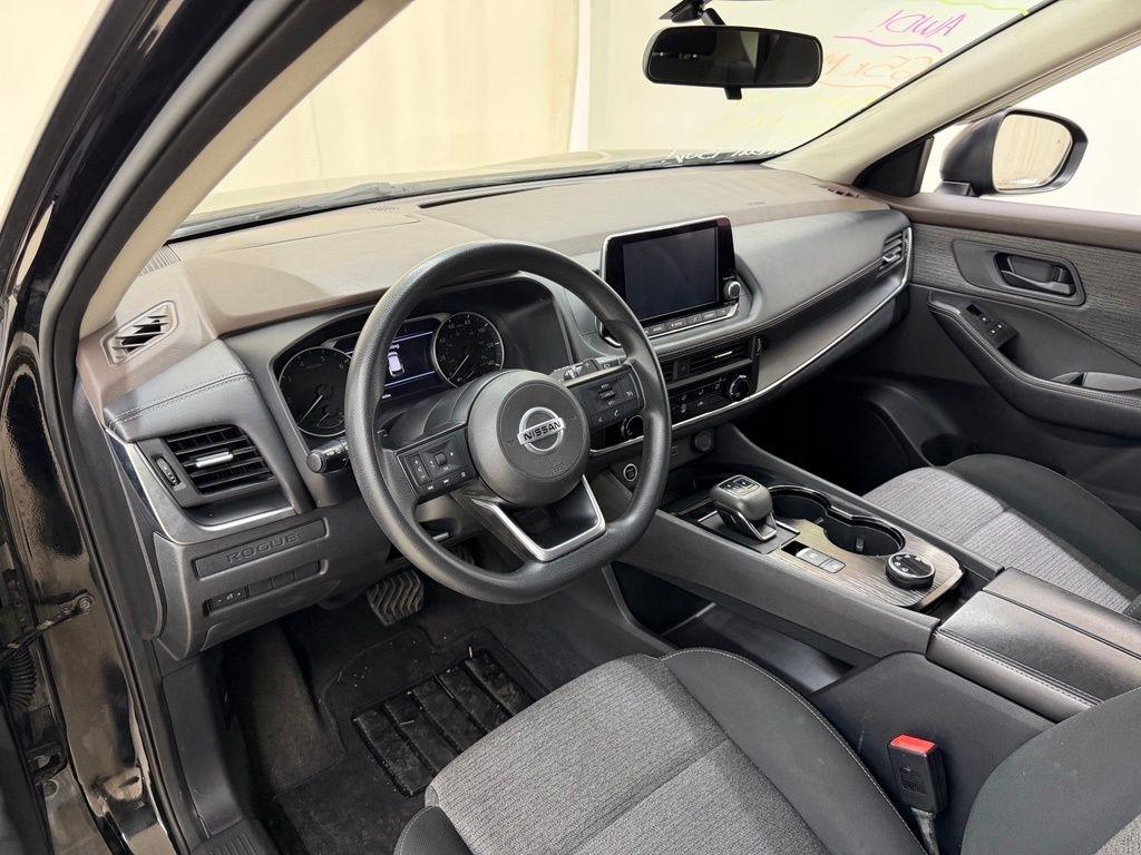 Nissan Rogue  2021