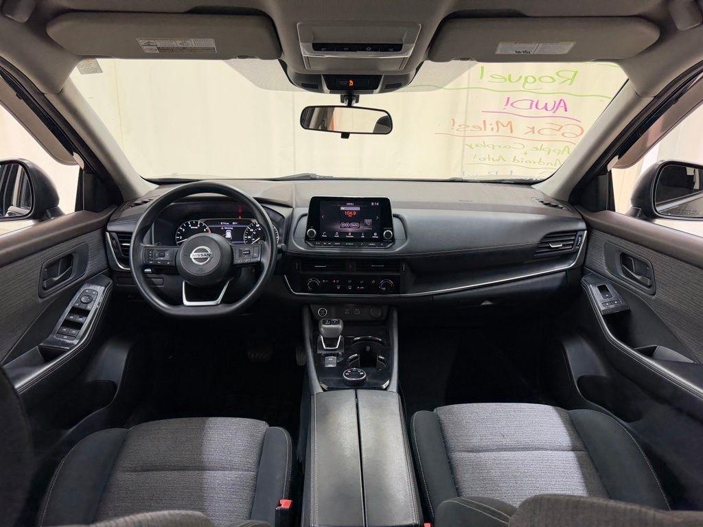 Nissan Rogue  2021