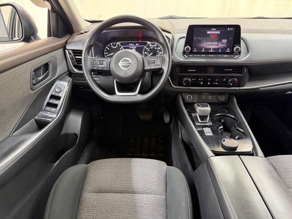 Nissan Rogue  2021