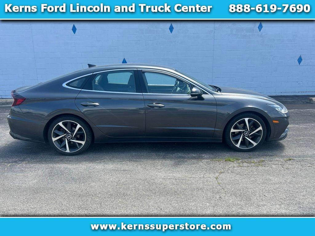Hyundai Sonata  2021