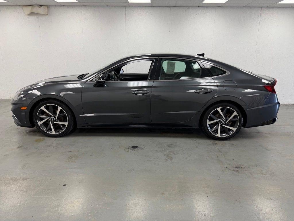Hyundai Sonata  2021