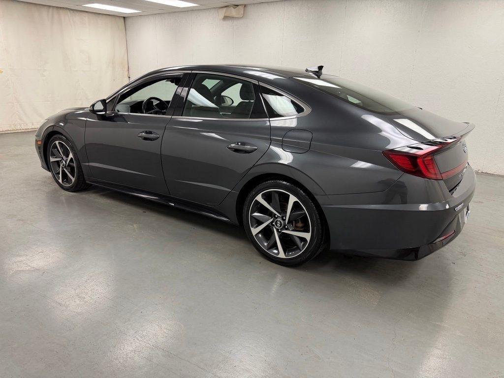 Hyundai Sonata  2021