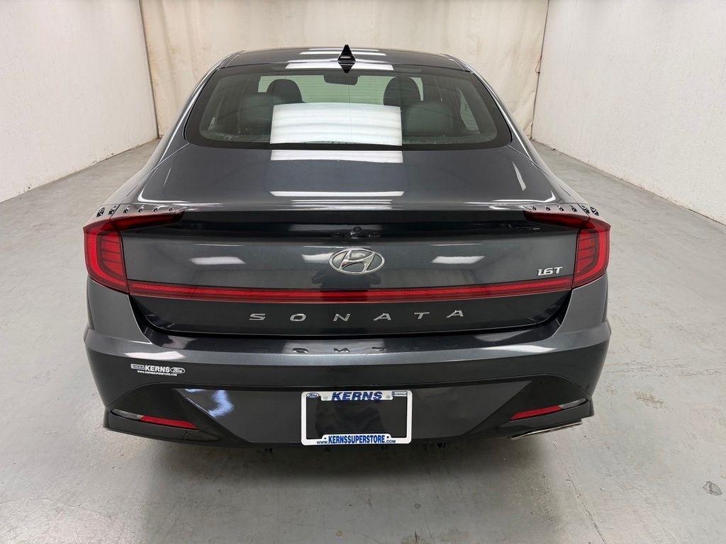 Hyundai Sonata  2021