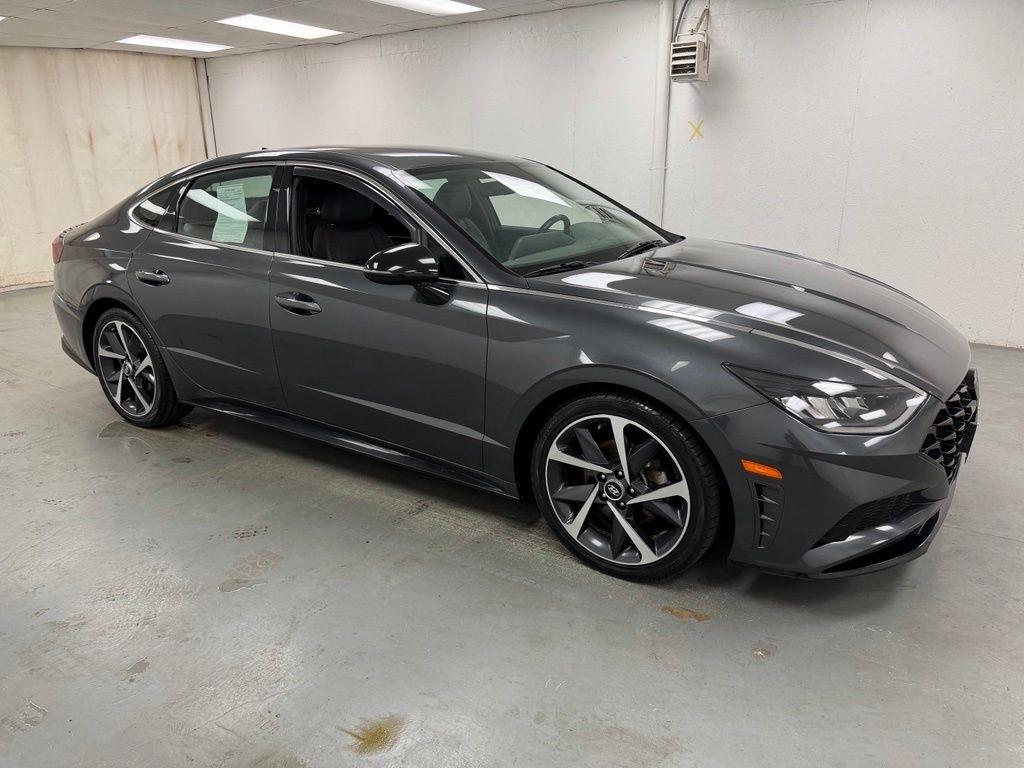 Hyundai Sonata  2021