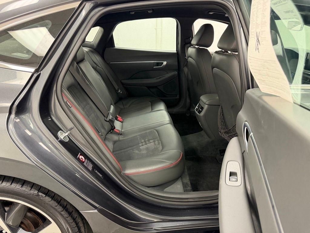 Hyundai Sonata  2021