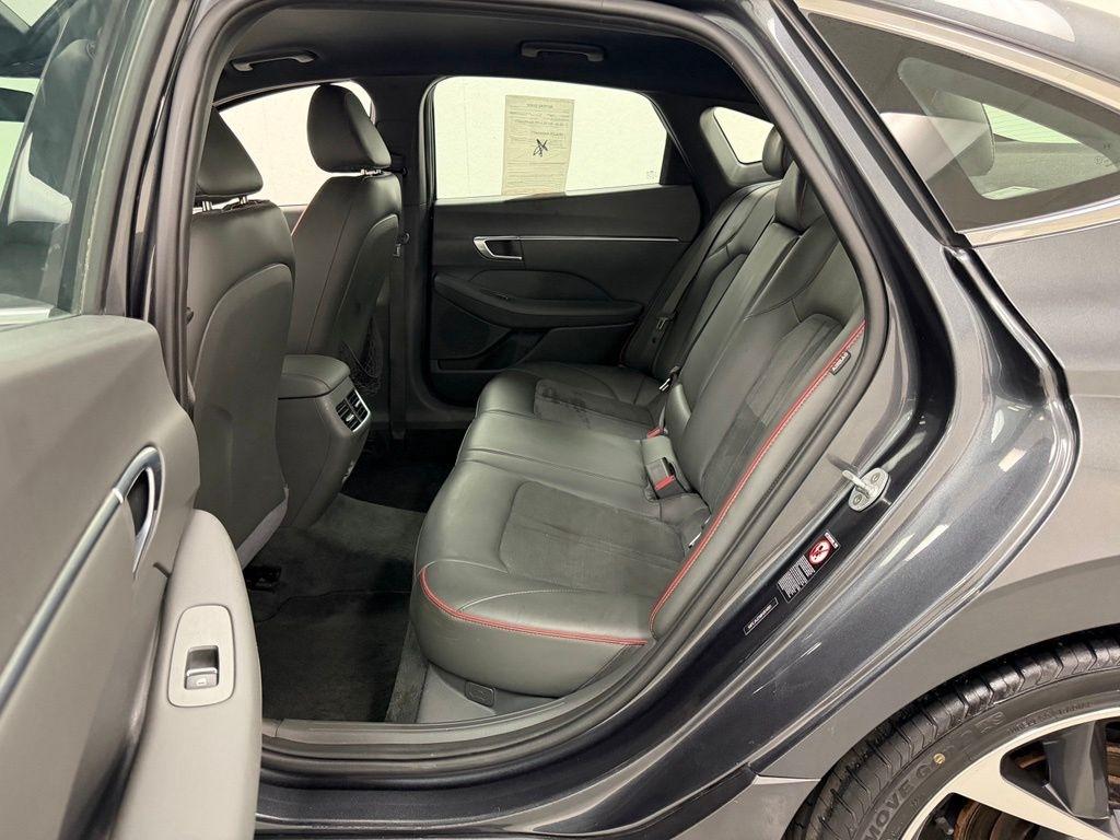 Hyundai Sonata  2021
