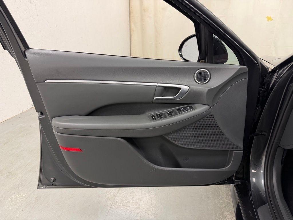 Hyundai Sonata  2021