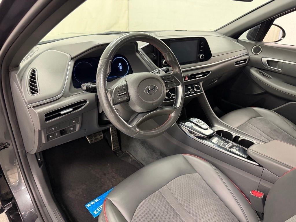 Hyundai Sonata  2021