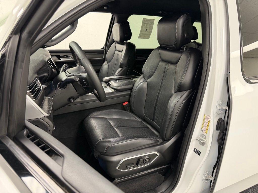 Jeep Wagoneer L  2024