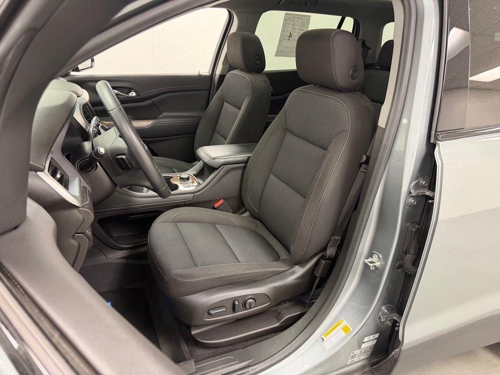 GMC Acadia  2023