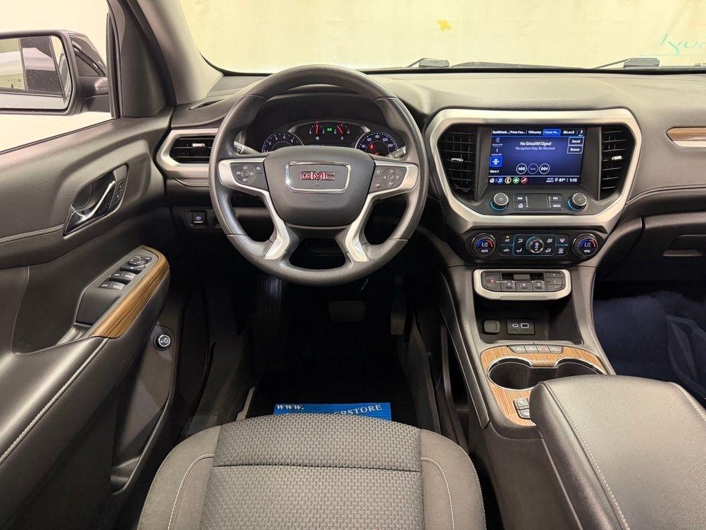 GMC Acadia  2023