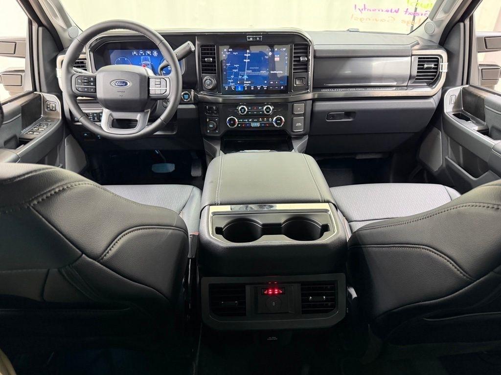 Ford F-250 SD  2026