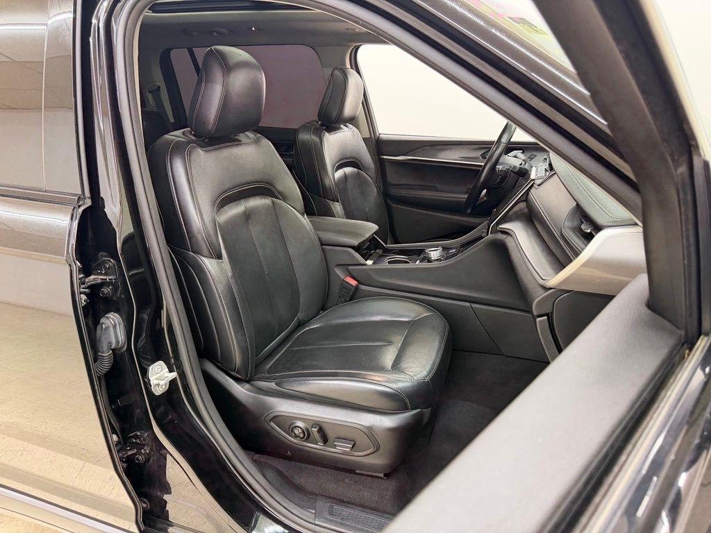 Jeep Grand Cherokee  2021