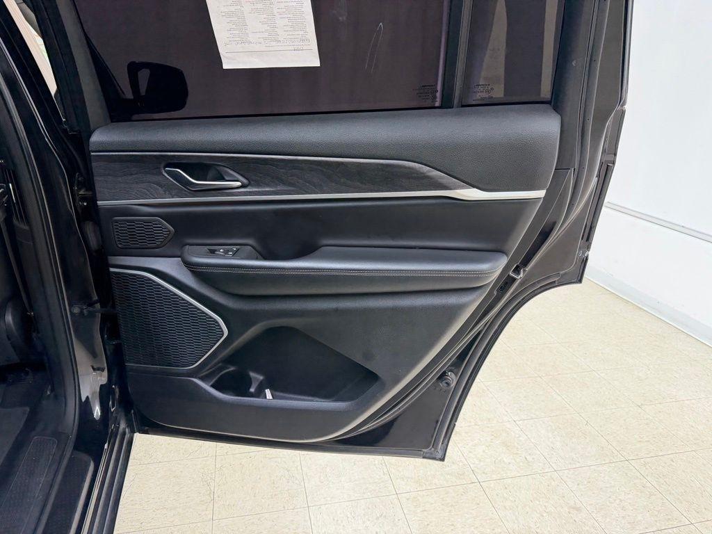 Jeep Grand Cherokee  2021