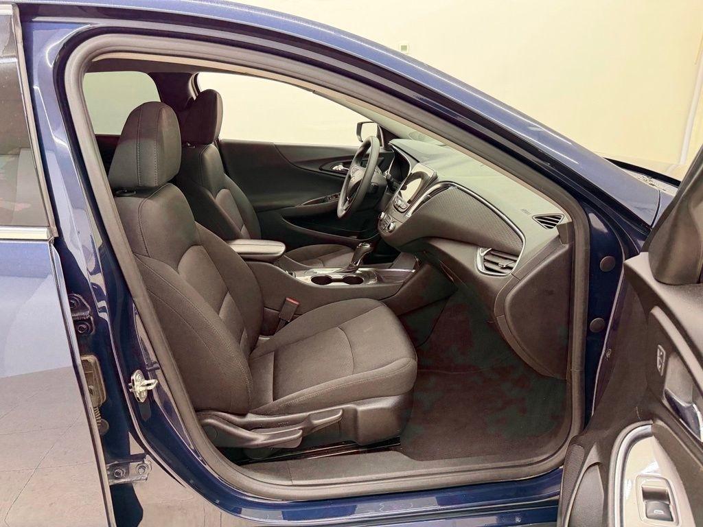 Chevrolet Malibu  2020