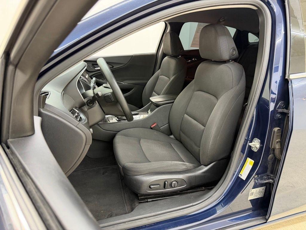 Chevrolet Malibu  2020