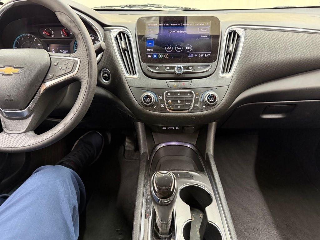 Chevrolet Malibu  2020