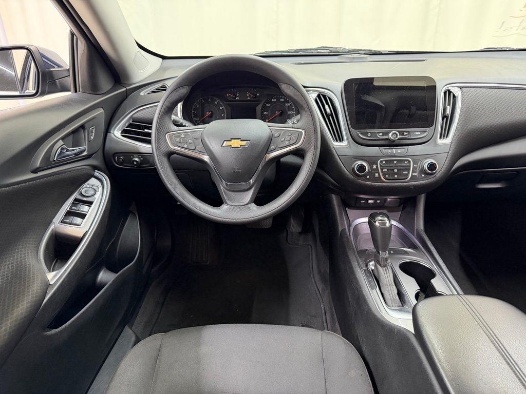 Chevrolet Malibu  2020