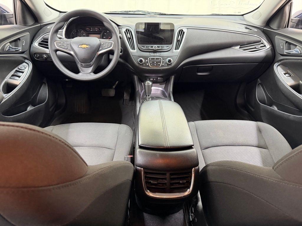 Chevrolet Malibu  2020