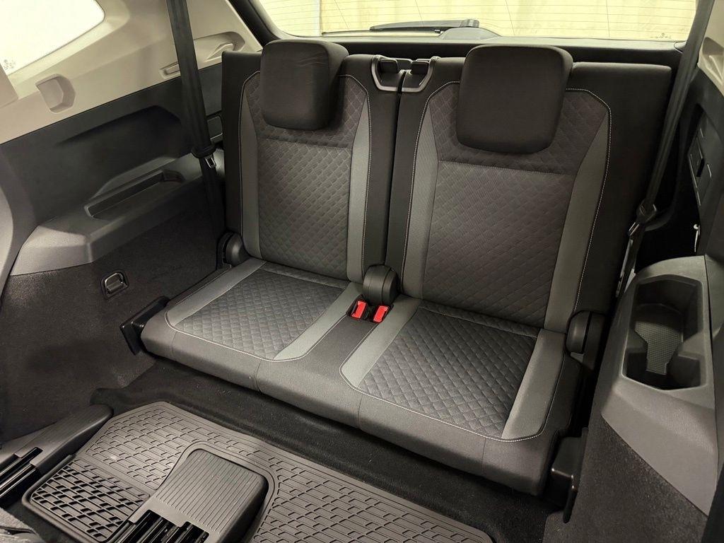 Volkswagen Tiguan  2021