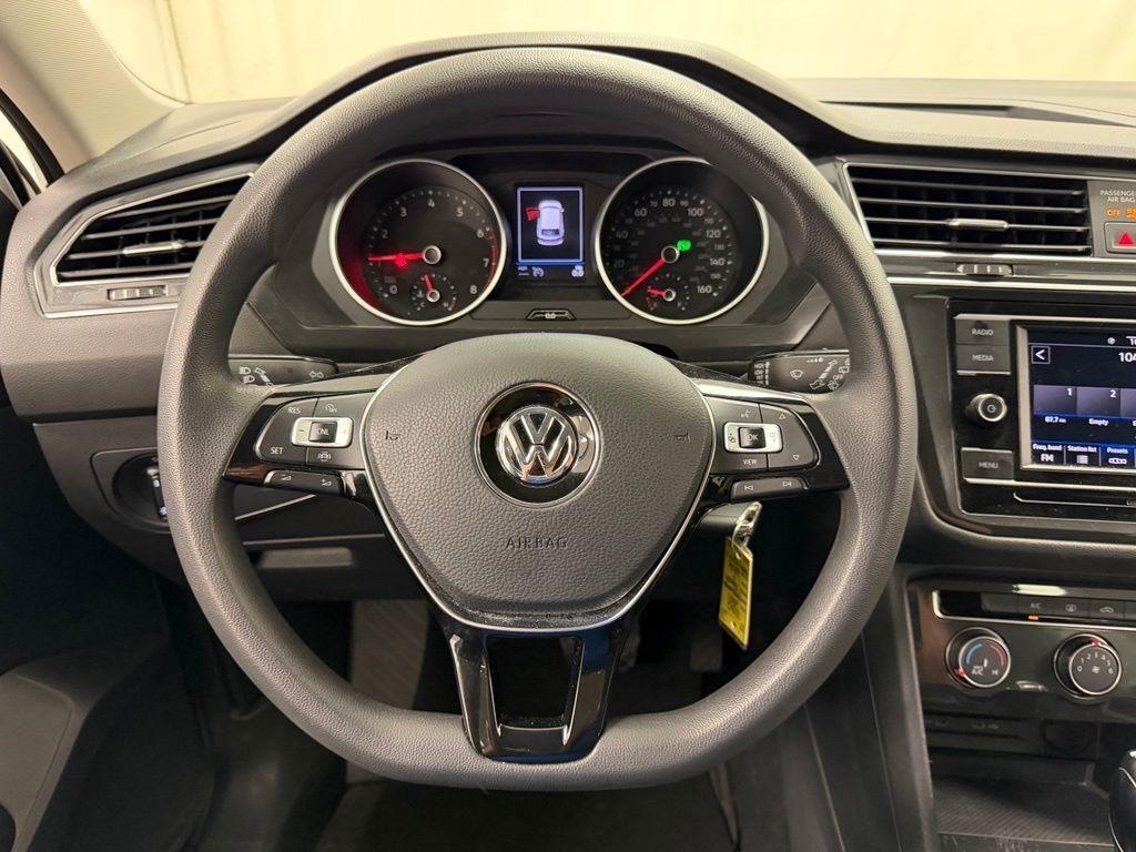 Volkswagen Tiguan  2021