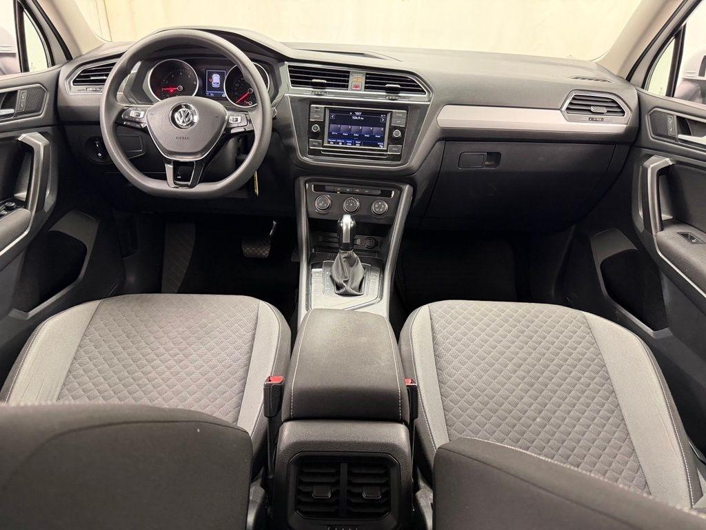 Volkswagen Tiguan  2021