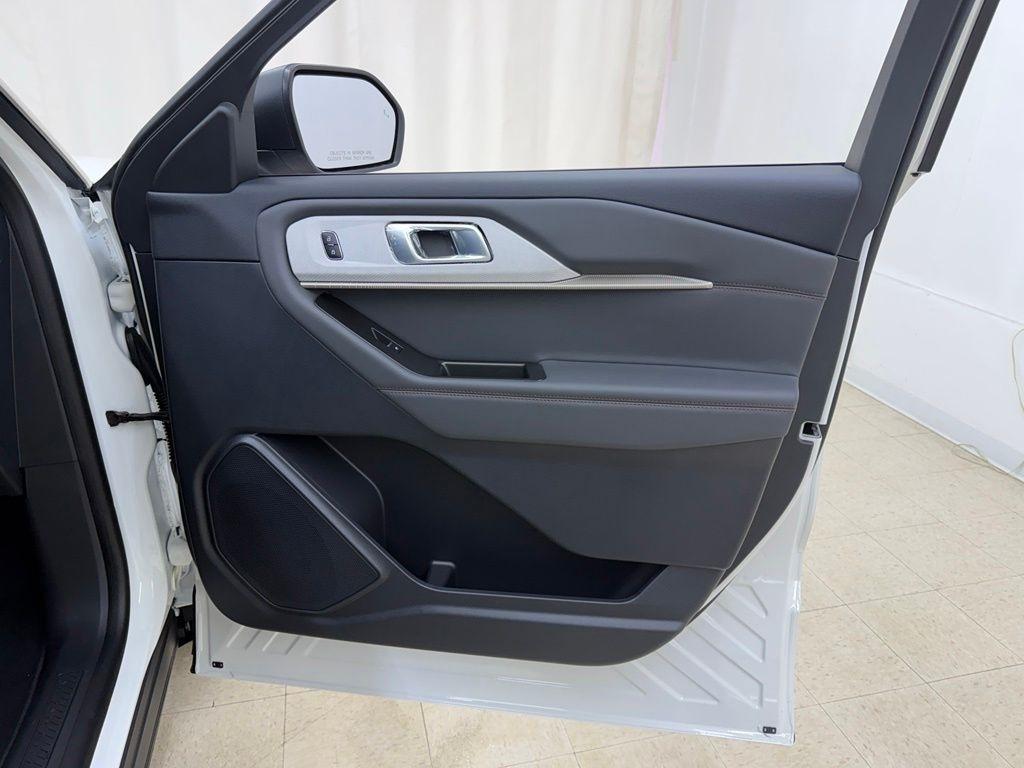 Ford Explorer  2026
