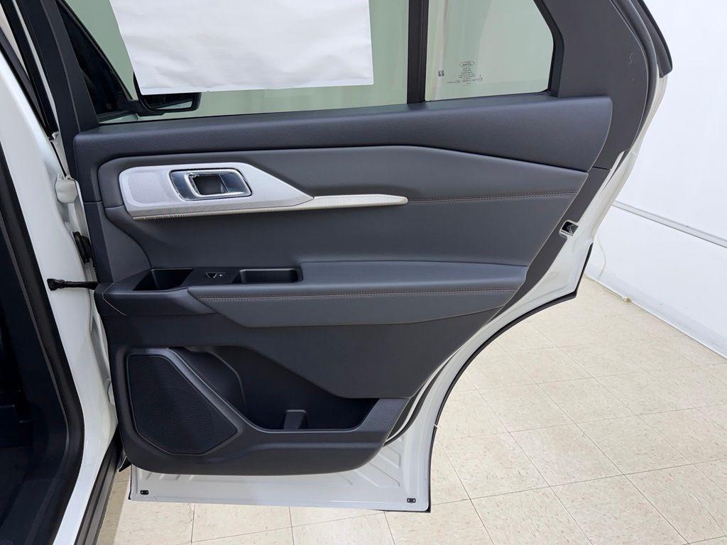 Ford Explorer  2026