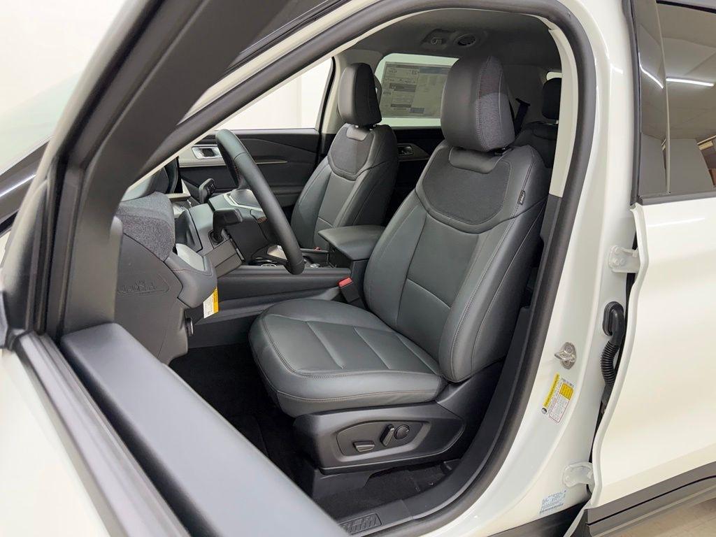 Ford Explorer  2026